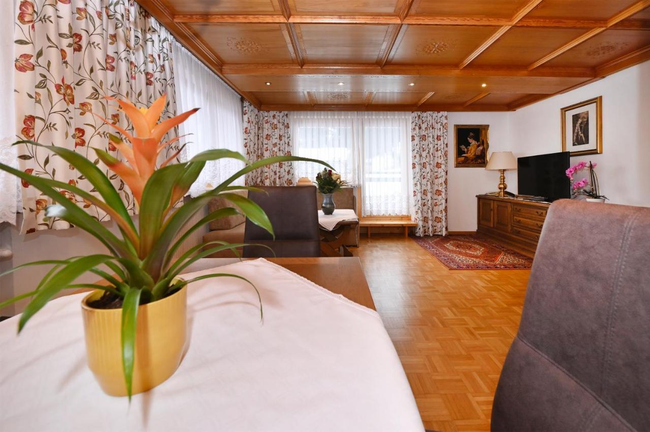Hotel Montabella シュルンス エクステリア 写真